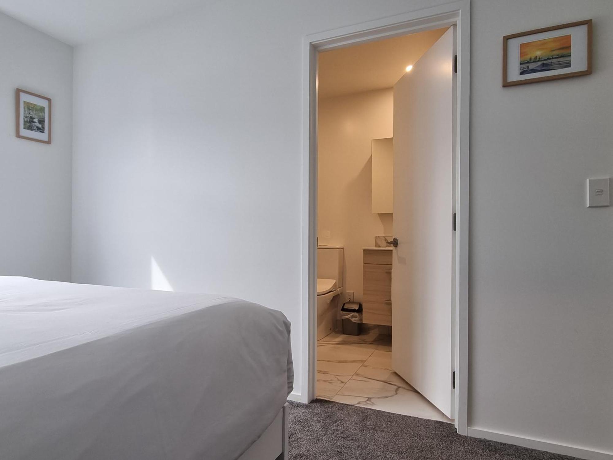 Central 2Brm 2Bth Townhouse Free Carpark Christchurch Bagian luar foto